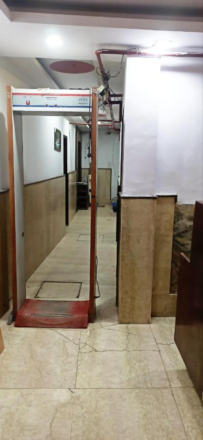 Hotel Odeon Continental New Delhi Extérieur photo